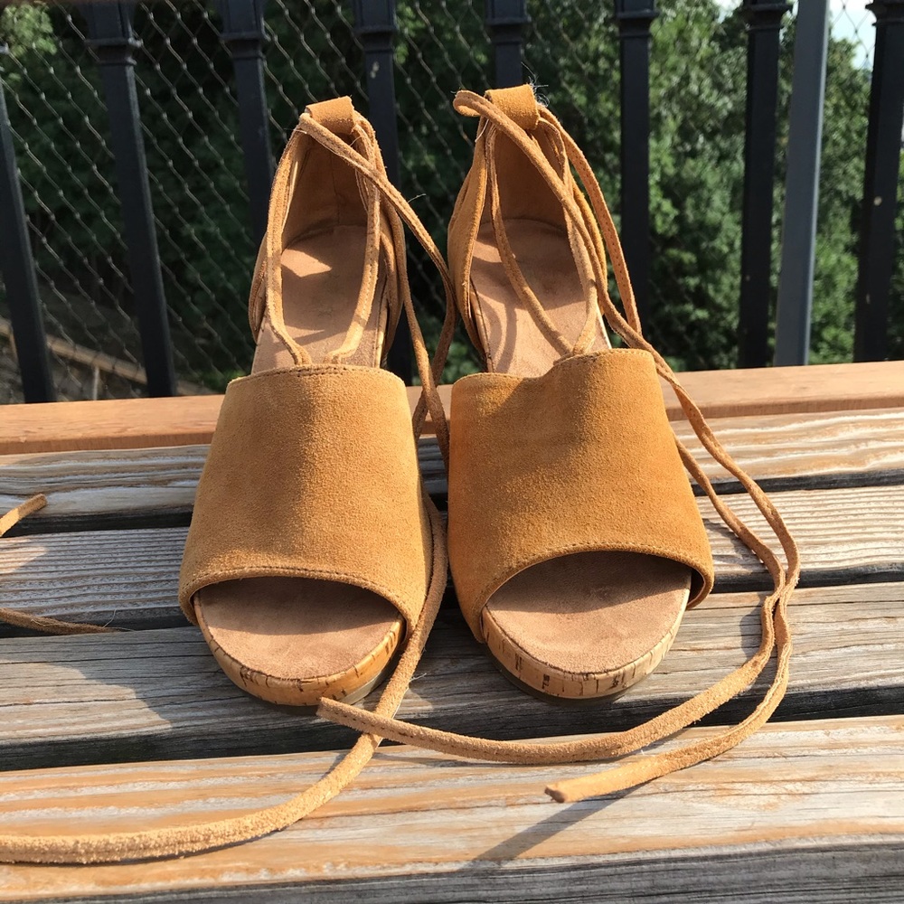 Aerosoles Spring Plush Platform Wedge Sandal